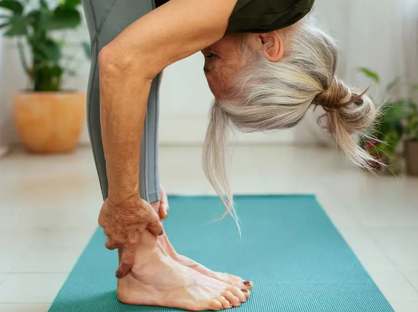 _0021_Daily Stretching Routine to Boost Mobility.jpg